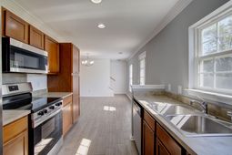 308 Briarbend Road photo 4