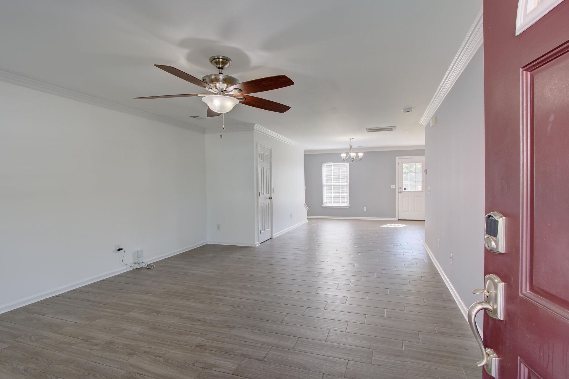 308 Briarbend Road Photo 8