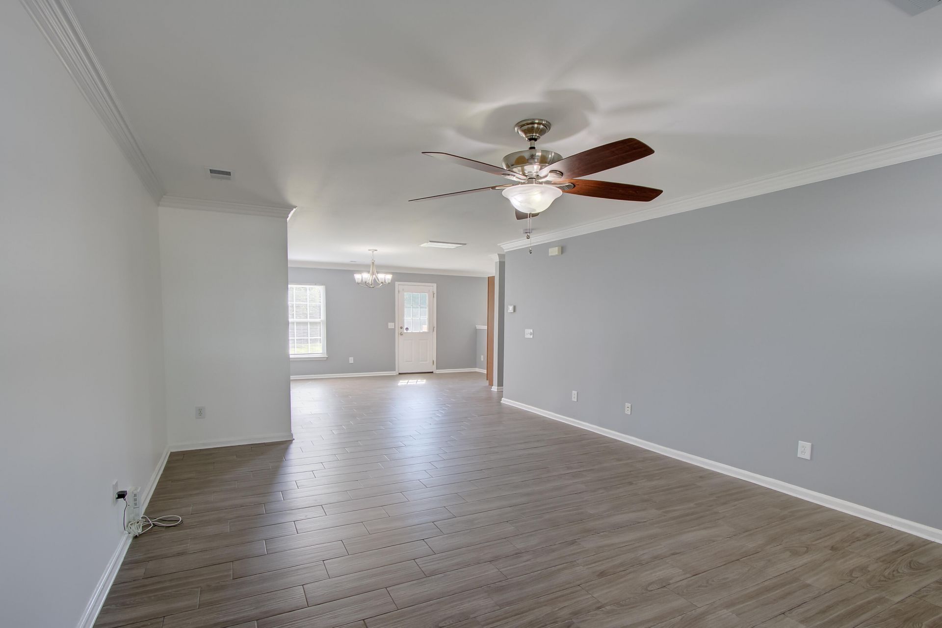 308 Briarbend Road Photo 9