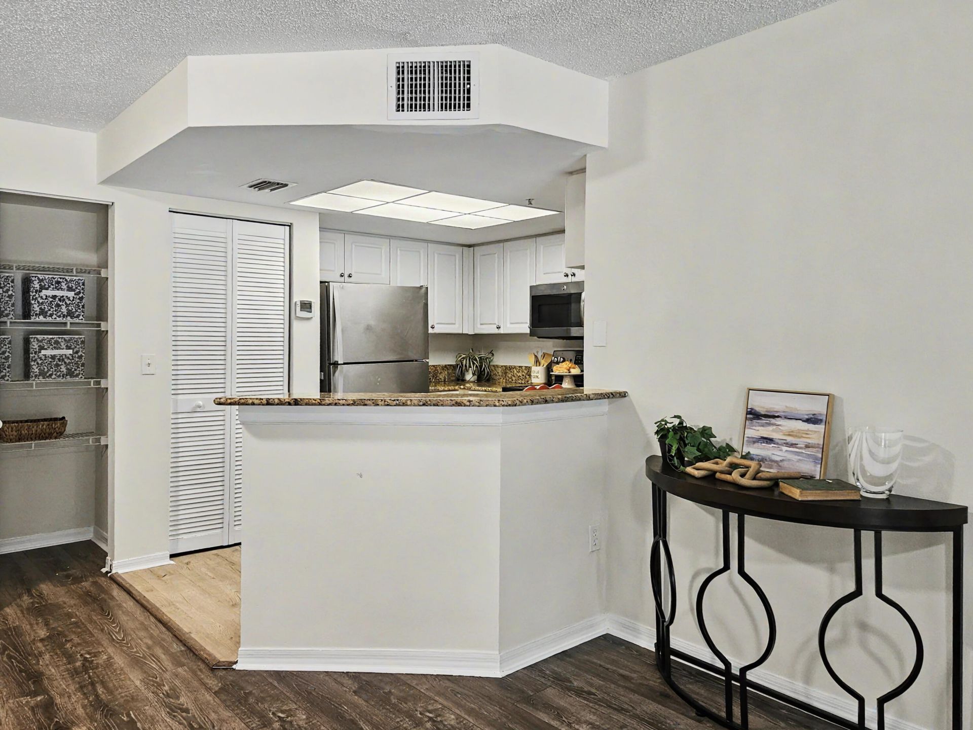 500 Crestwood Court N, Unit 504, Royal Palm Beach, FL 33411 Photo