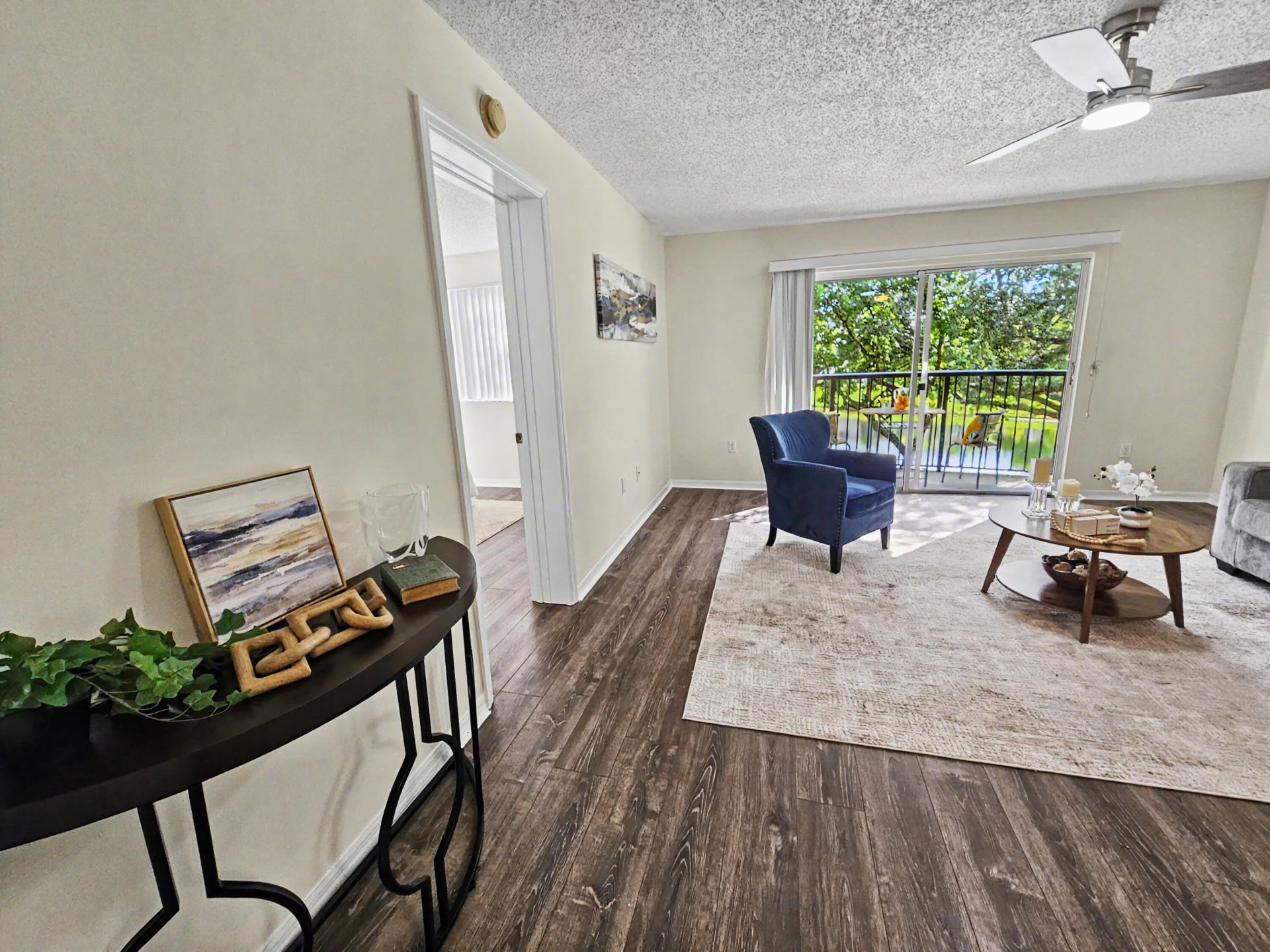 500 Crestwood Court N, Unit 504, Royal Palm Beach, FL 33411 Photo
