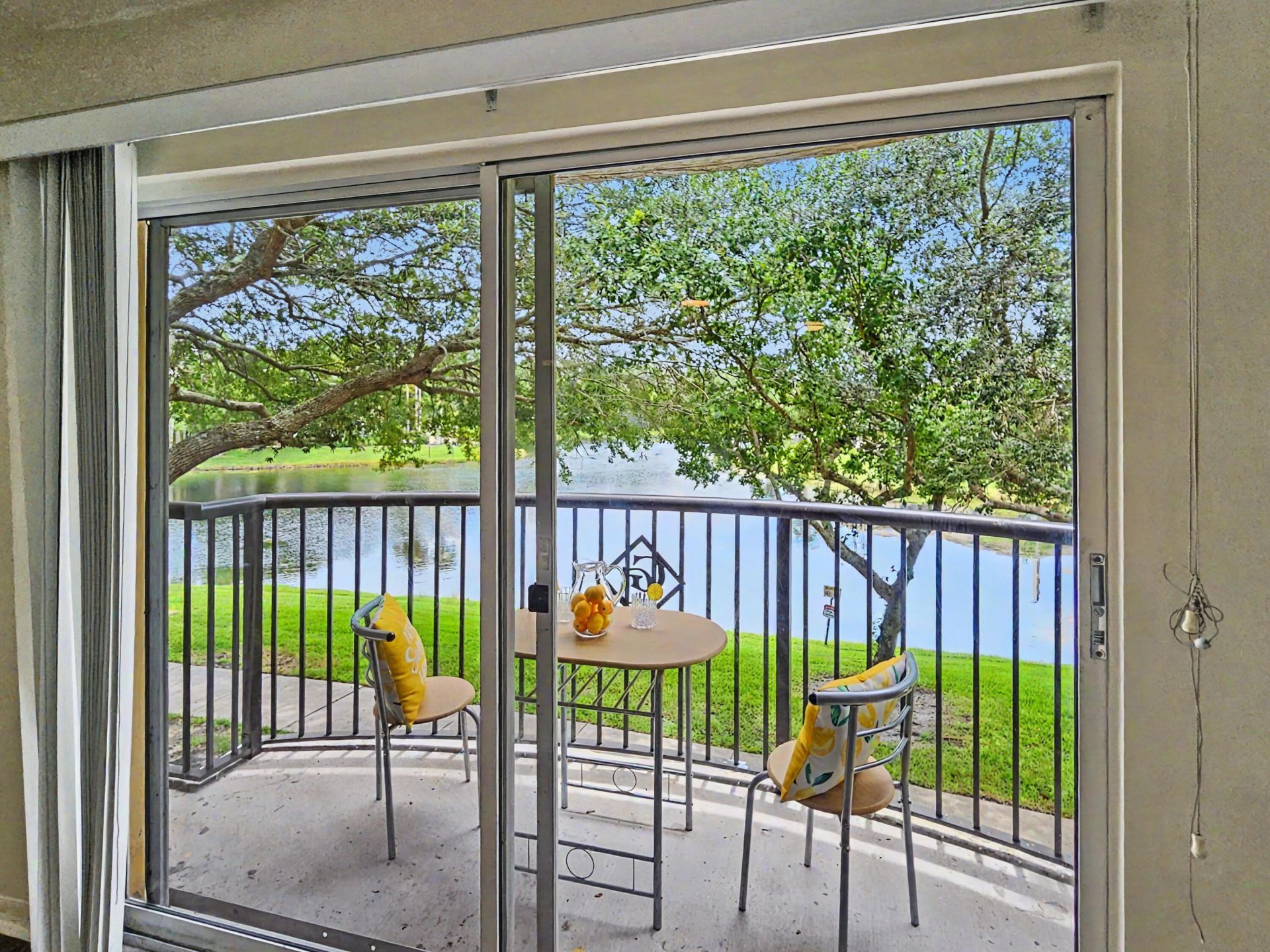 500 Crestwood Court N, Unit 504, Royal Palm Beach, FL 33411 Photo