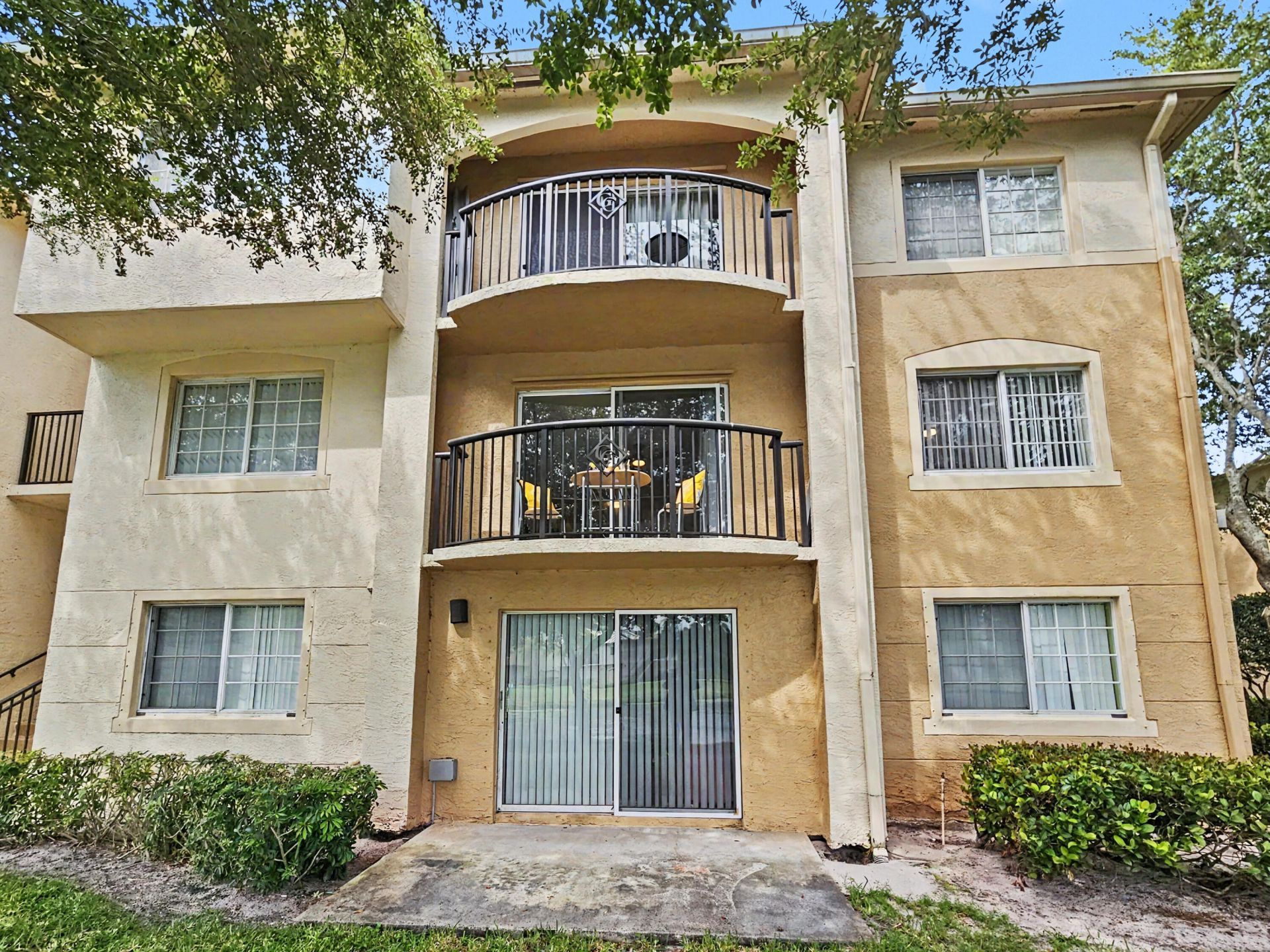 500 Crestwood Court N, Unit 504, Royal Palm Beach, FL 33411 Photo