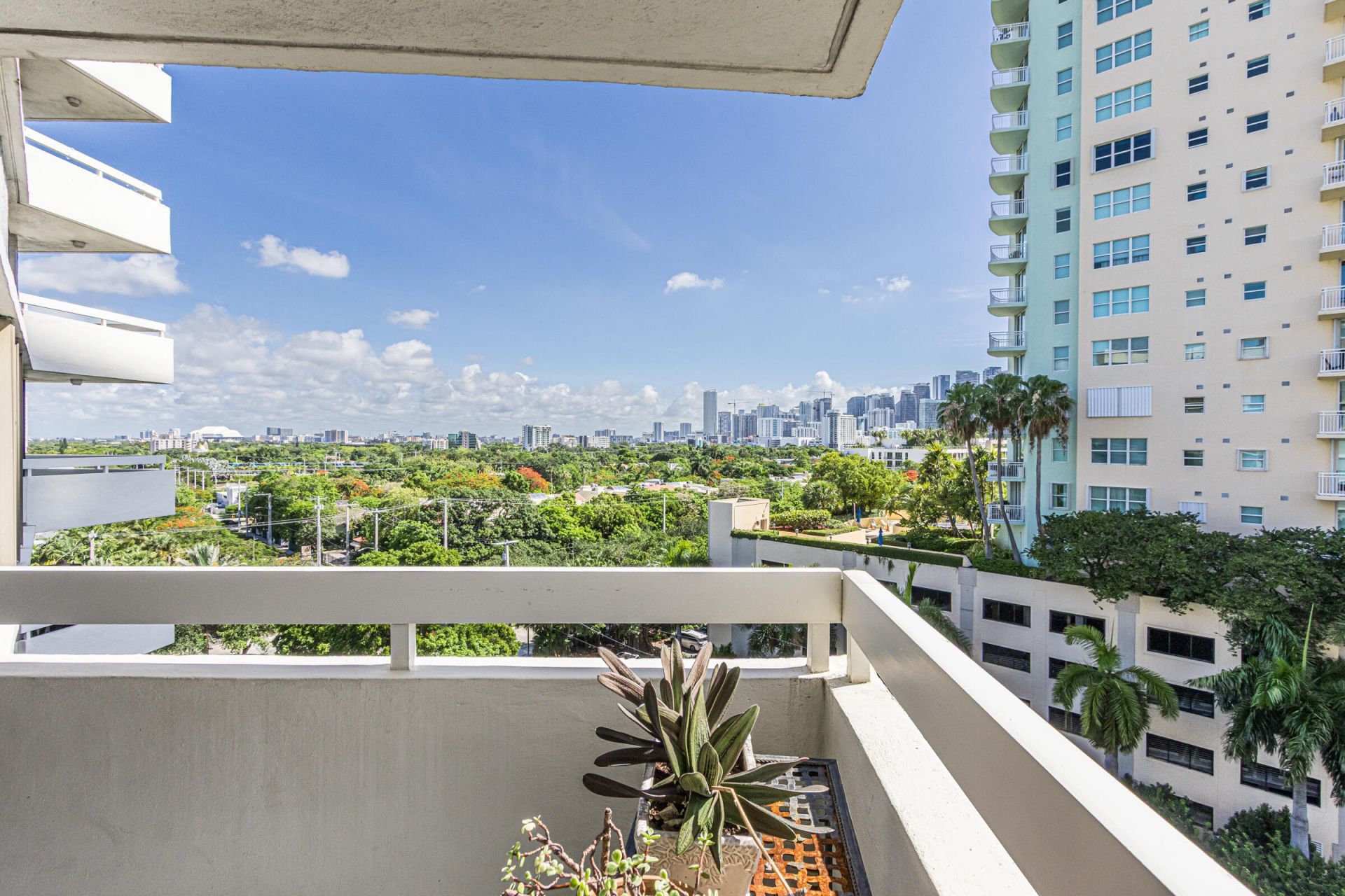 2501 Brickell Avenue, Unit 903, Miami, FL 33129 Photo