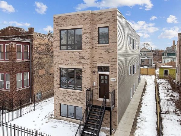 5955 W Superior Street , Chicago, IL 60644