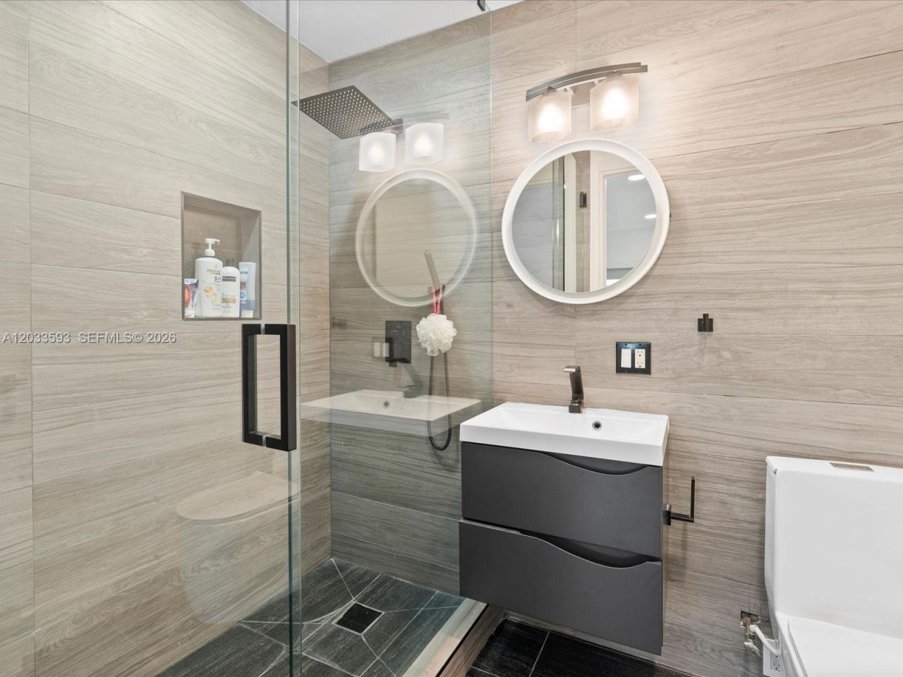 3325 NE 167th St , Unit 3325, North Miami Beach, FL 33160 Photo