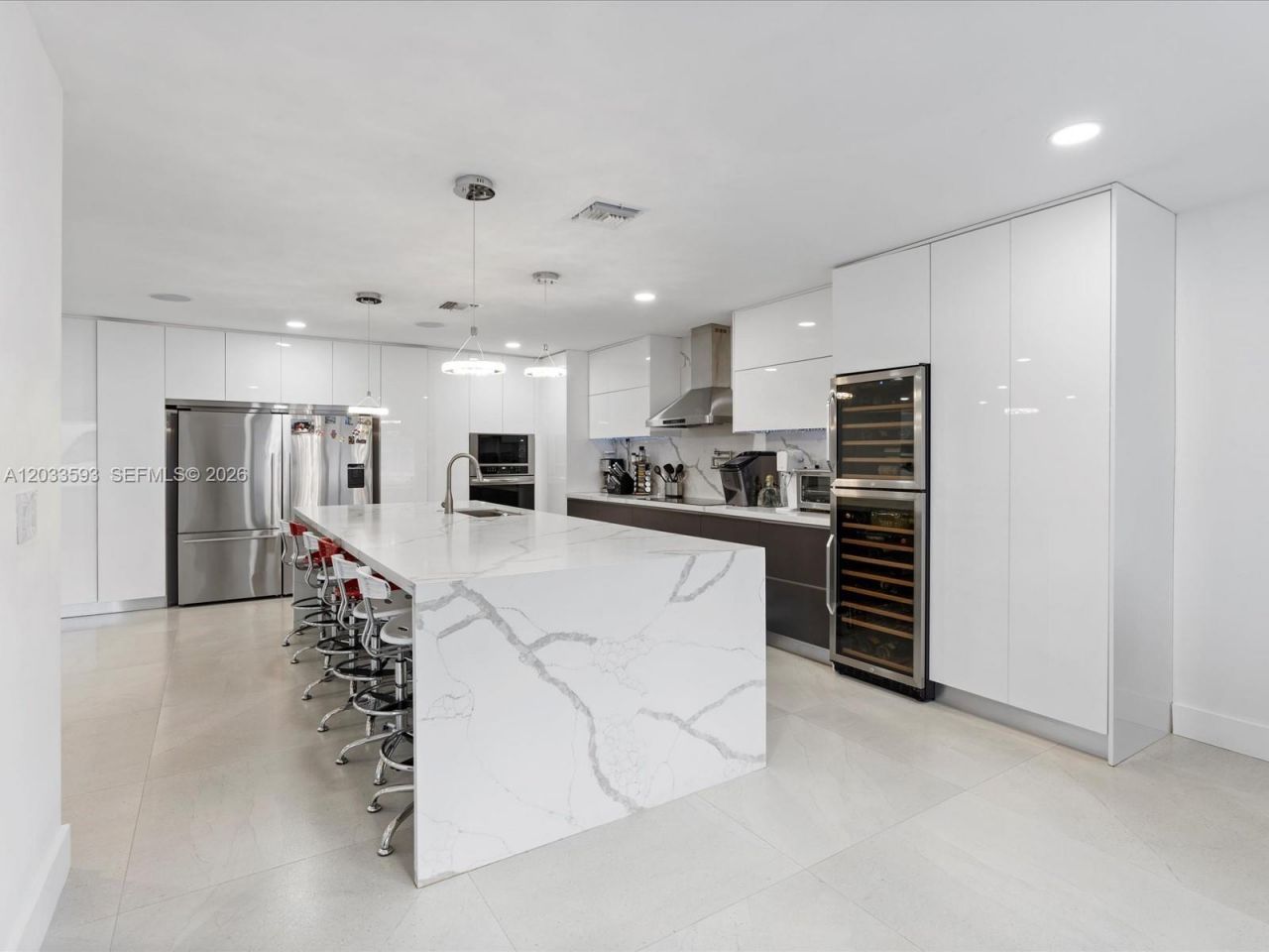 3325 NE 167th St , Unit 3325, North Miami Beach, FL 33160 Photo