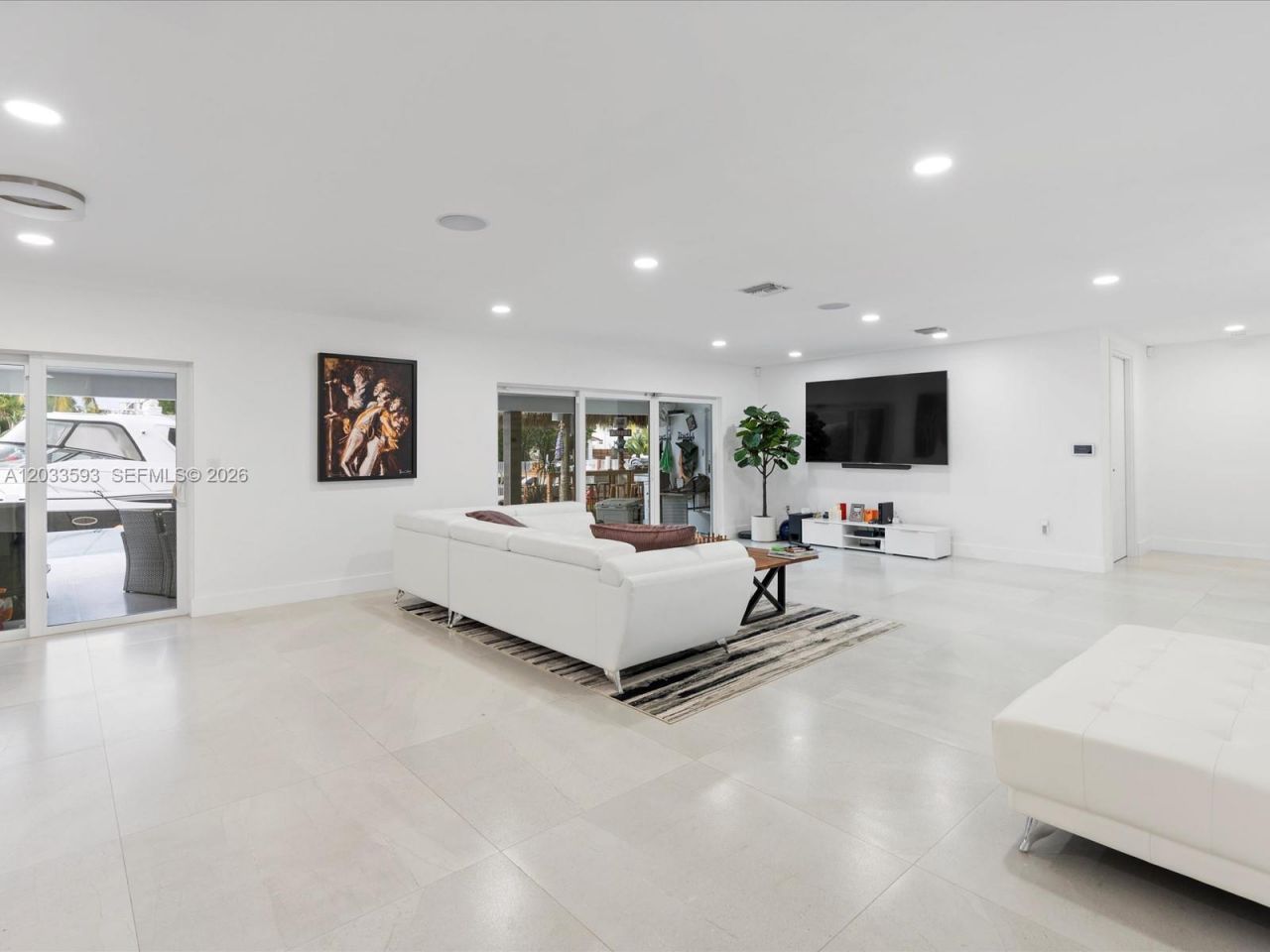 3325 NE 167th St , Unit 3325, North Miami Beach, FL 33160 Photo