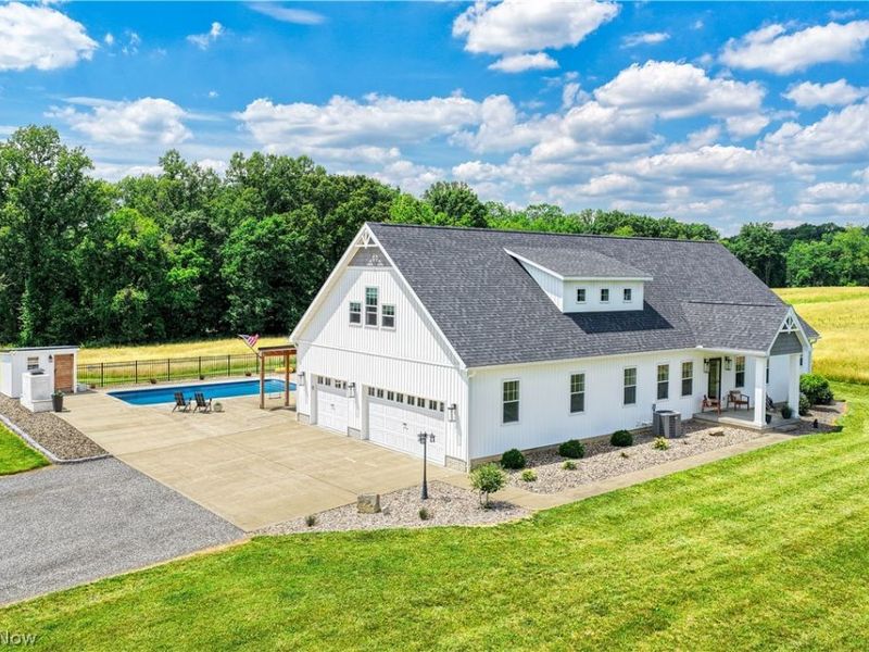 30019 Bashan Road, Racine, OH 45771 Photo 2