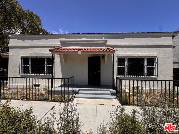 1100 Saint Louis Avenue, Long Beach, CA 90804