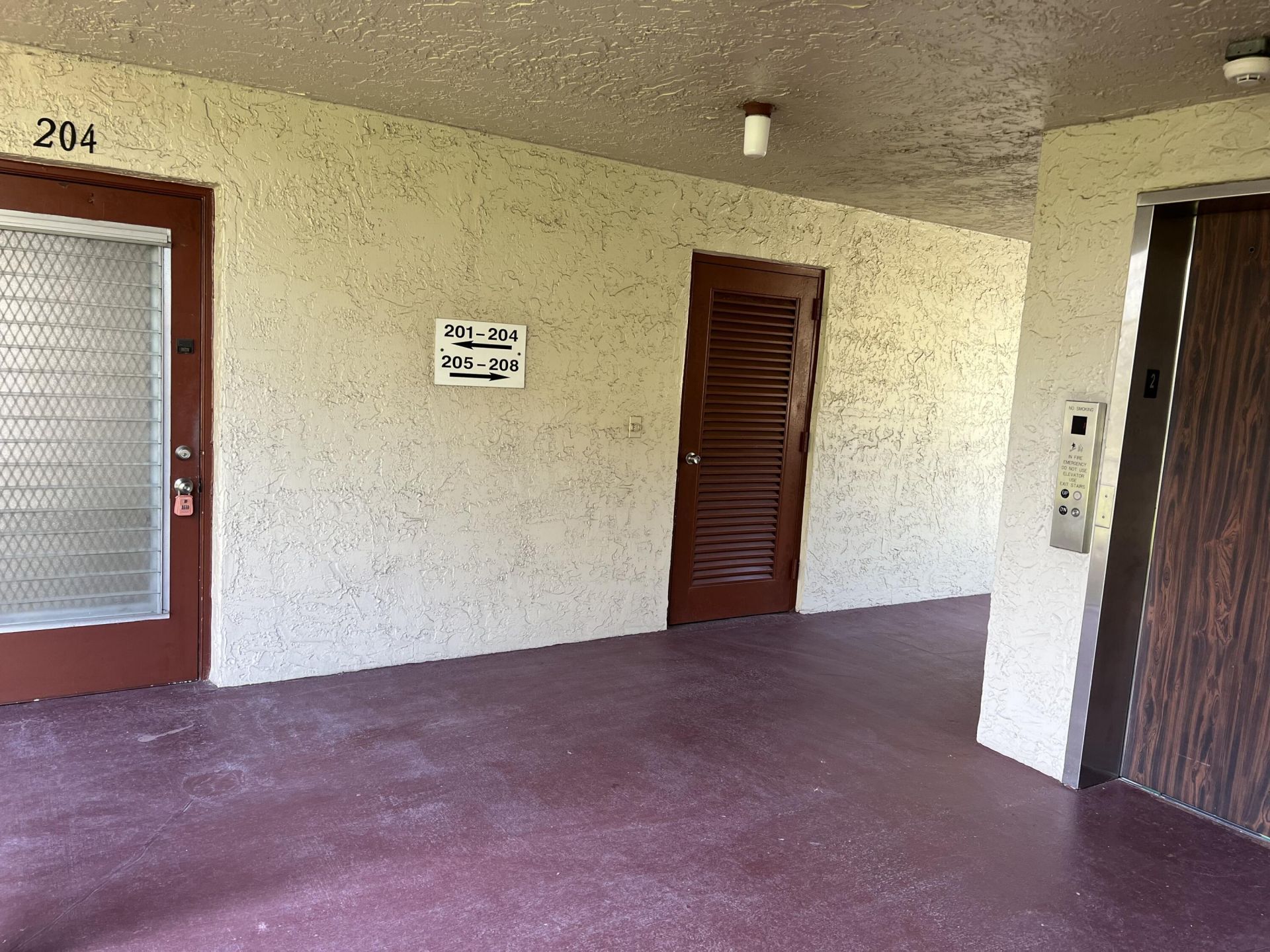 24 Abbey Lane, Unit 204, Delray Beach, FL 33446 Photo