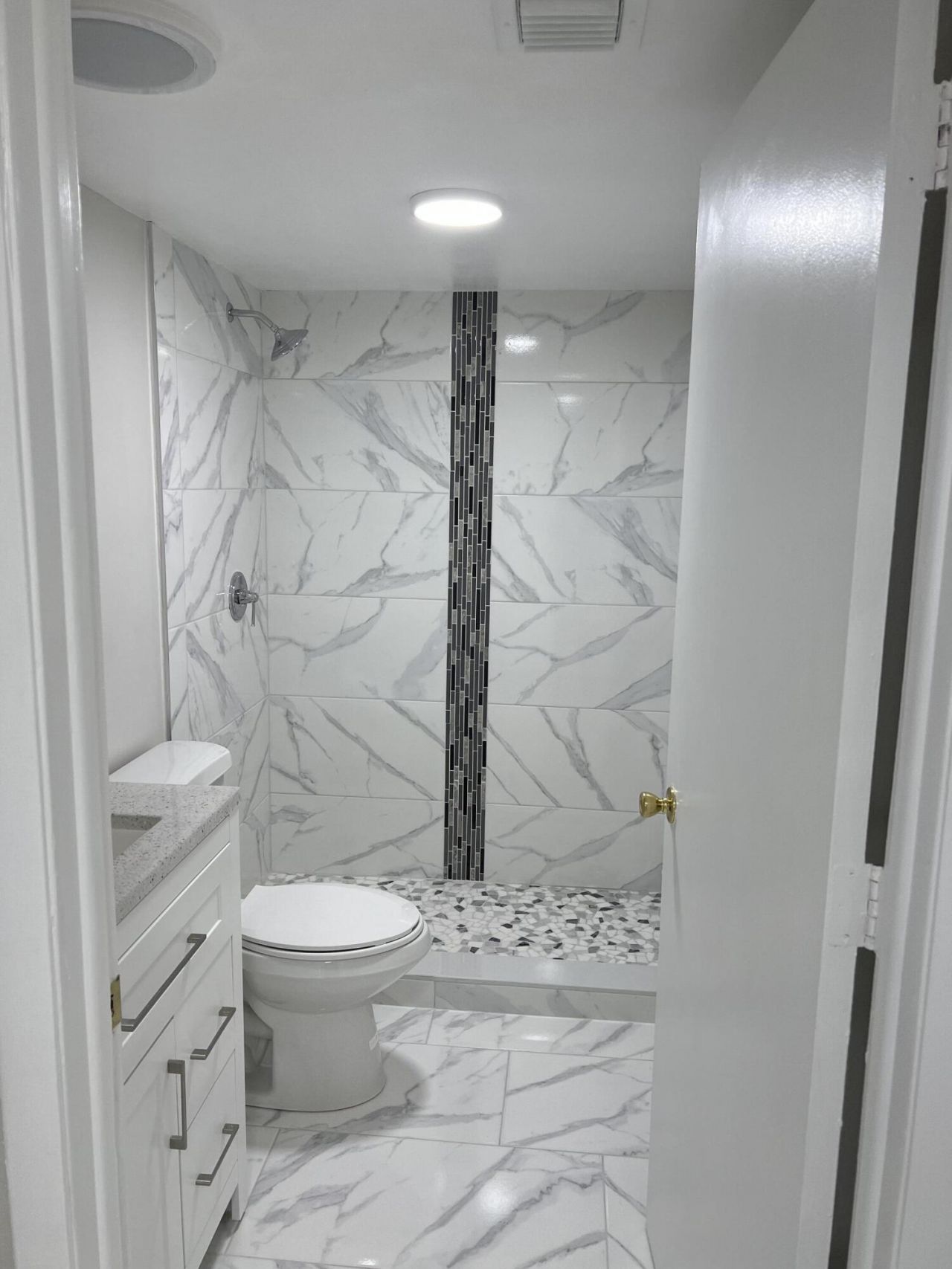 24 Abbey Lane, Unit 204, Delray Beach, FL 33446 Photo
