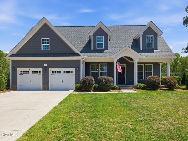 45 Banning Drive, Whispering Pines, NC 28327