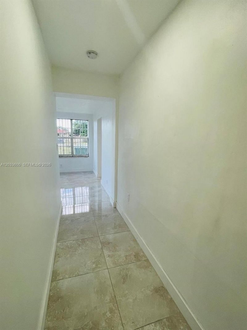2437 NW 98th St, Miami, FL 33147 Photo
