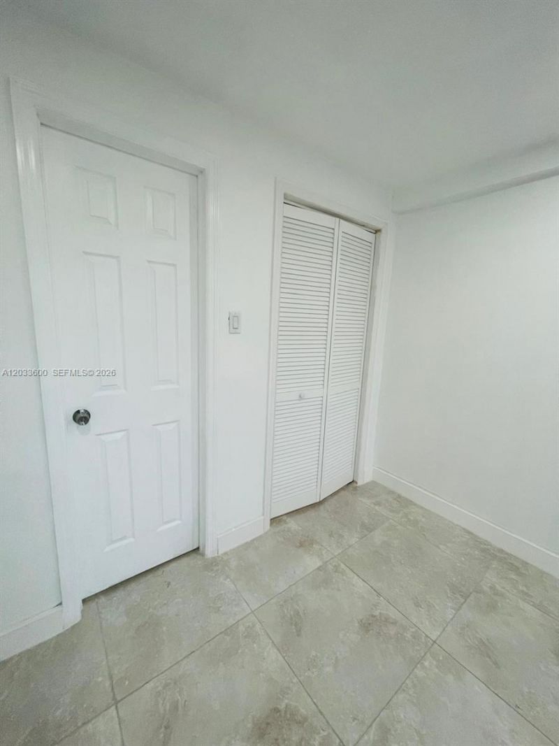 2437 NW 98th St, Miami, FL 33147 Photo
