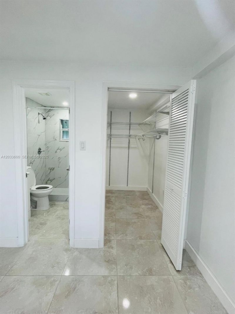 2437 NW 98th St, Miami, FL 33147 Photo