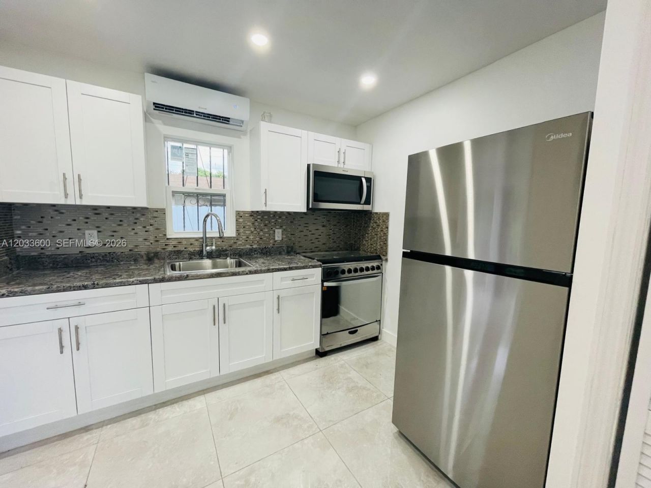 2437 NW 98th St, Miami, FL 33147 Photo