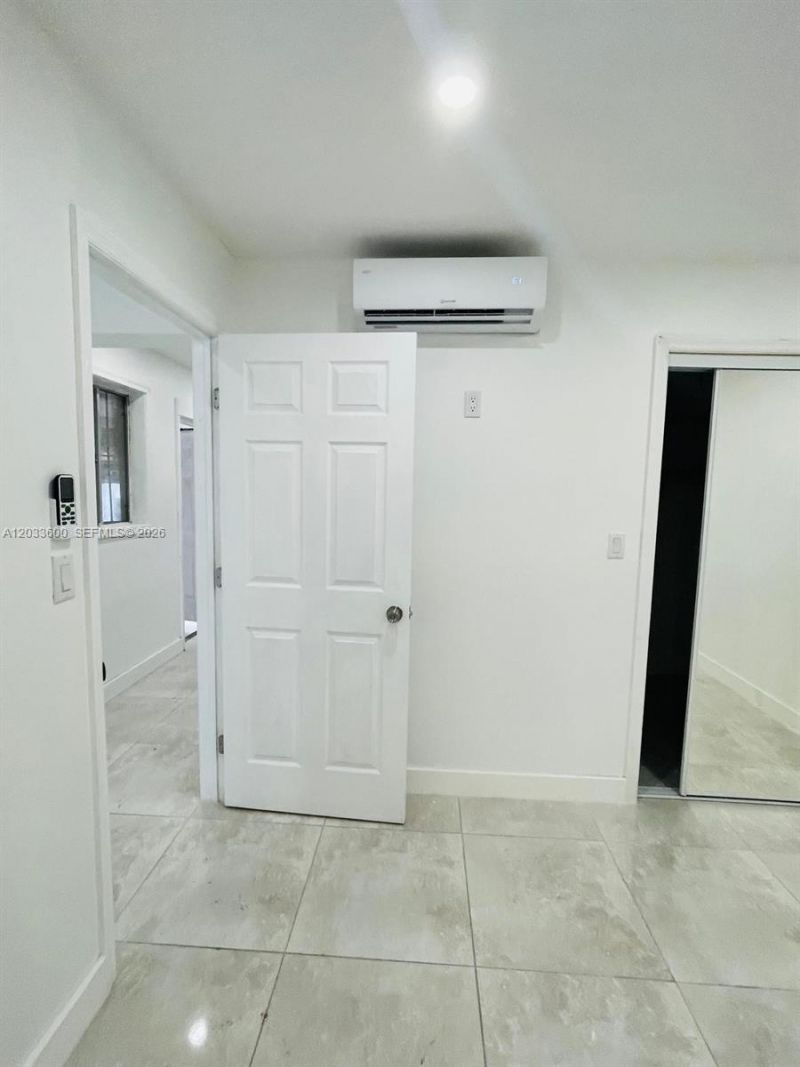 2437 NW 98th St, Miami, FL 33147 Photo