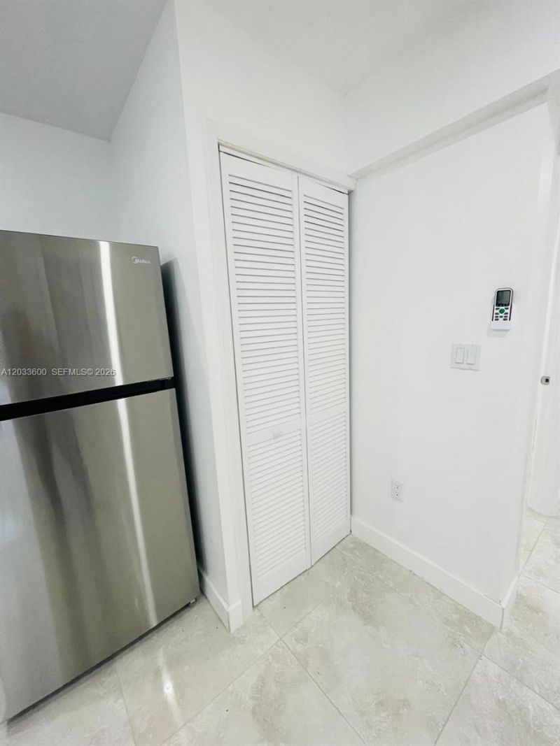 2437 NW 98th St, Miami, FL 33147 Photo