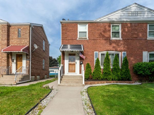 5129 S Menard Avenue , Chicago, IL 60638