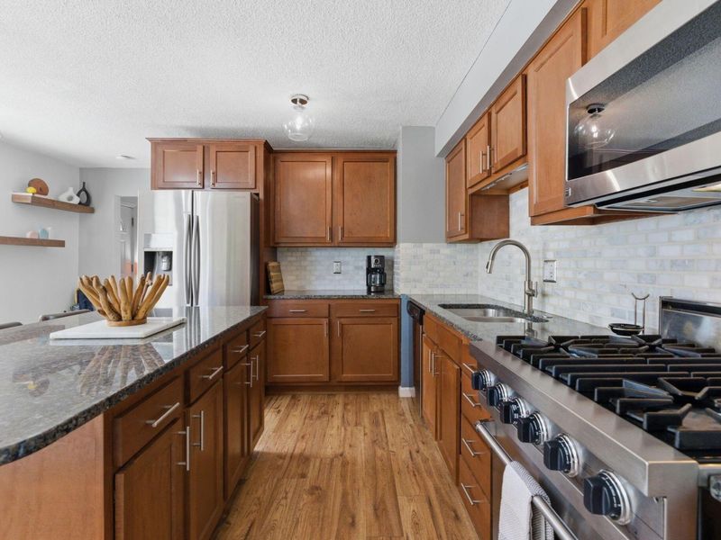 767 S Chesterfield Road, Columbus, OH 43209 Photo 12