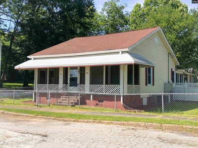 201 McDonald , Whitmire, SC 29178