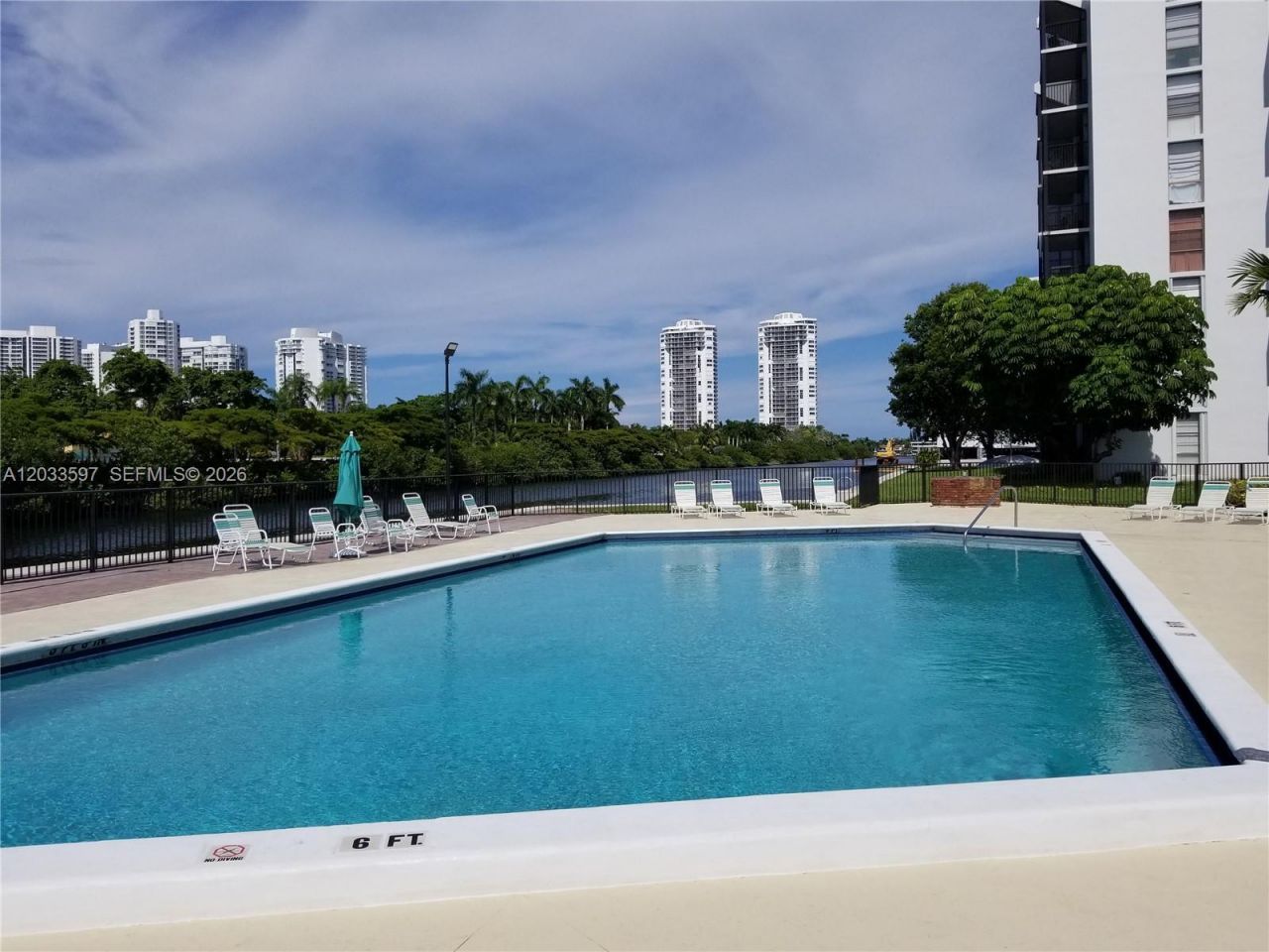 3401 N Country Club Dr , Unit 211, Aventura, FL 33180 Photo