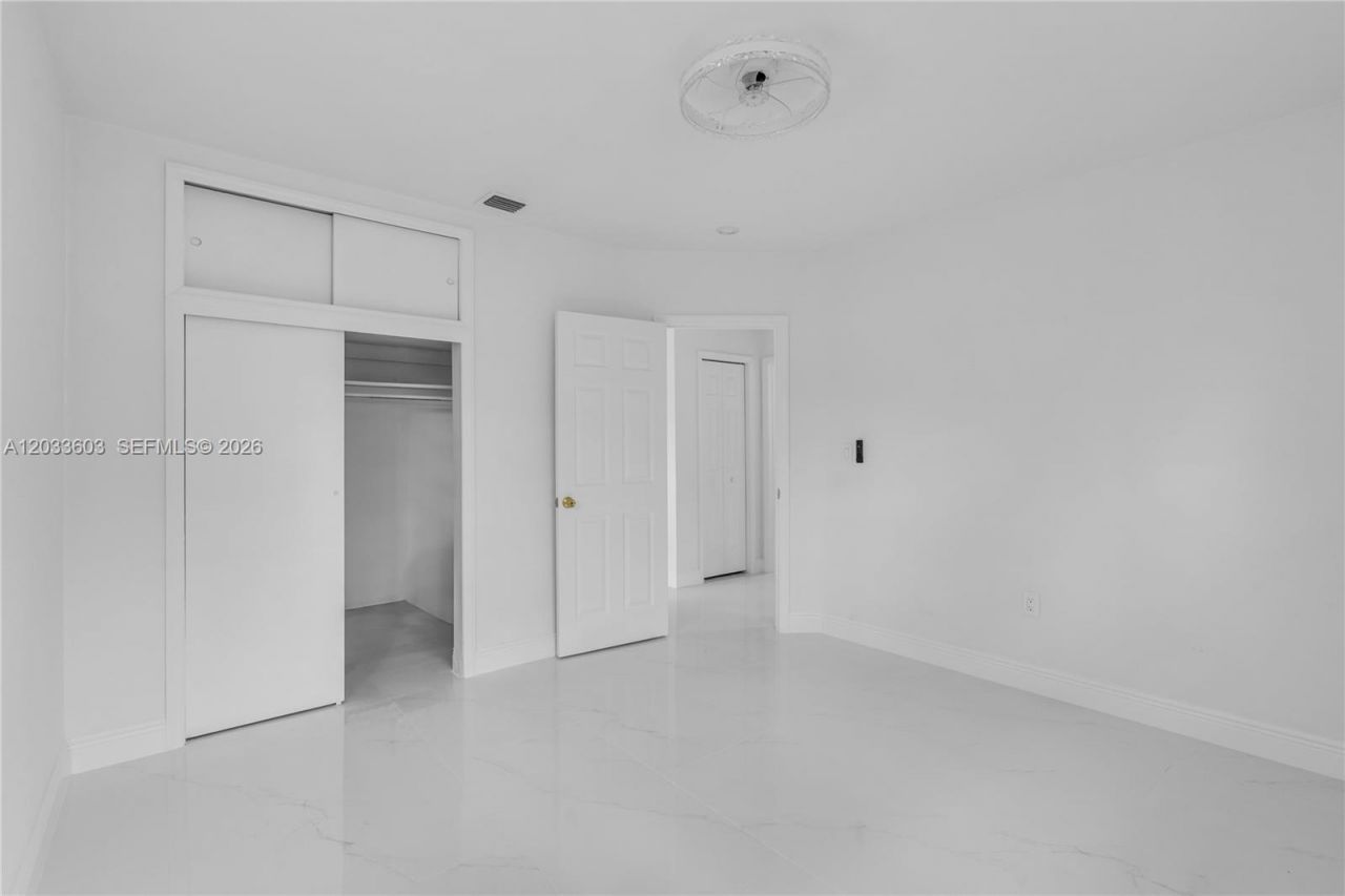 1011 NW 9th St , Homestead, FL 33030 Photo