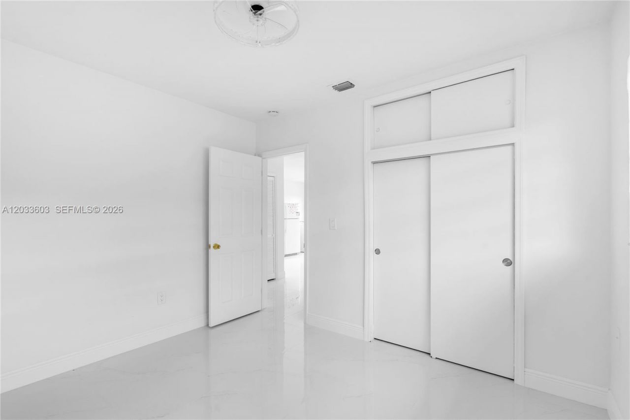 1011 NW 9th St , Homestead, FL 33030 Photo