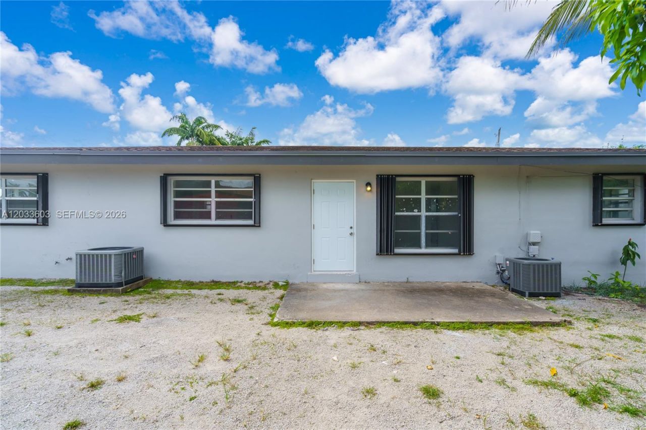 1011 NW 9th St , Homestead, FL 33030 Photo