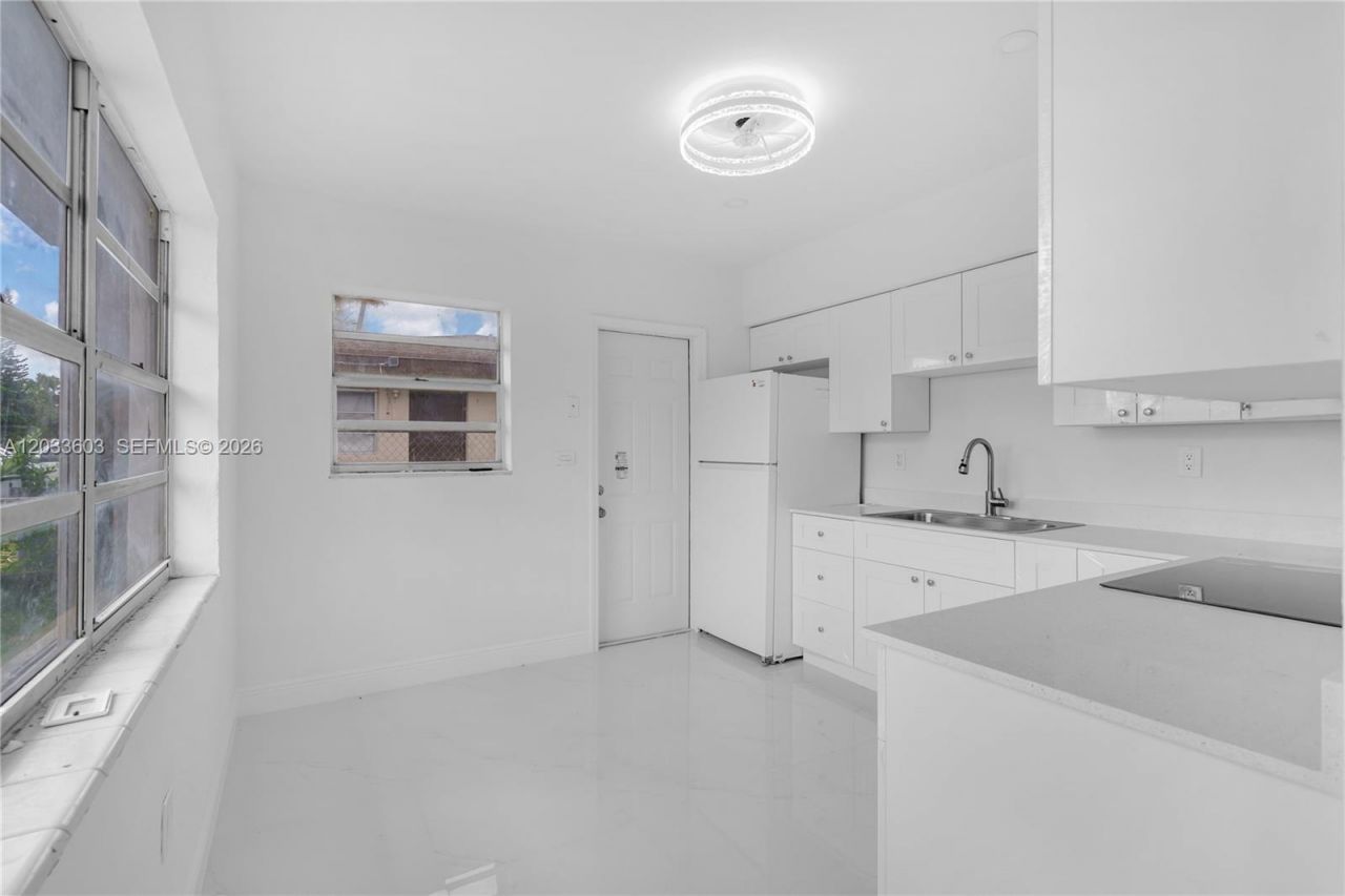 1011 NW 9th St , Homestead, FL 33030 Photo