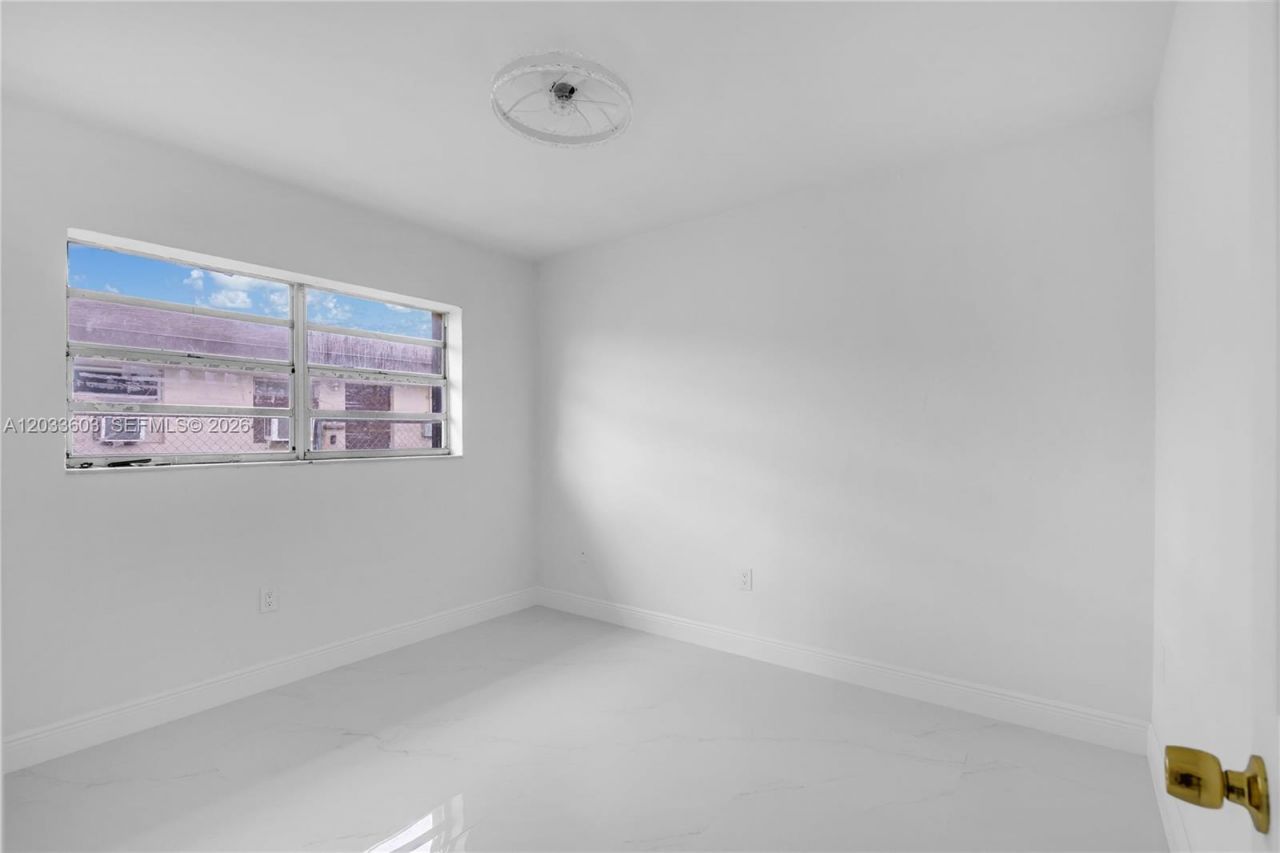1011 NW 9th St , Homestead, FL 33030 Photo