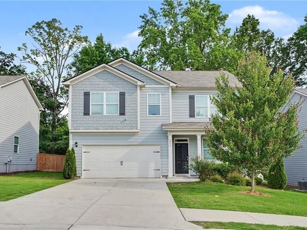 477 Starbuck Parkway , Pendergrass, GA 30567