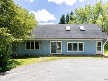 1827 Maxon Road, Attica, NY 14011
