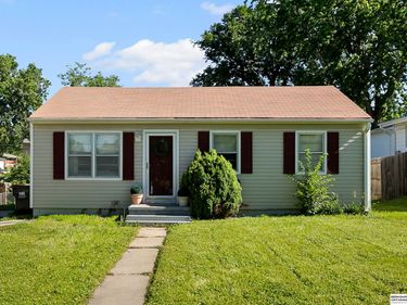 1030 Hartley Street, Lincoln, NE 68521