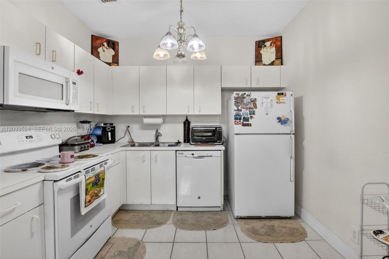 Please Call For Address, Unit 16853, Pembroke Pines, FL 33027 Photo