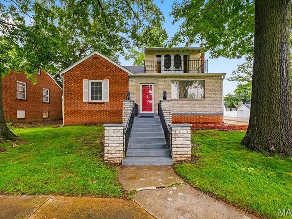 411 Cherry Lane , Warrenton, MO 63383
