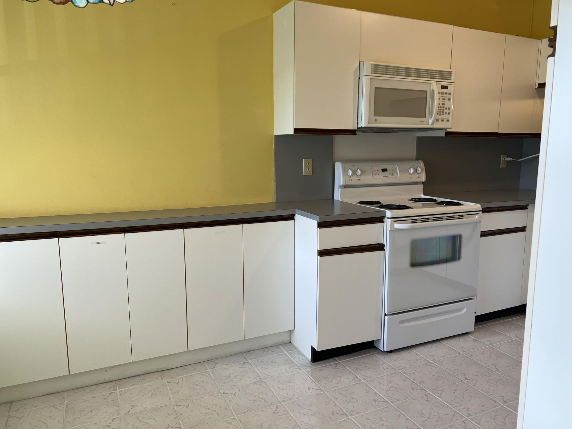7649 Tahiti Lane, Unit 202, Lake Worth, FL 33467 Photo