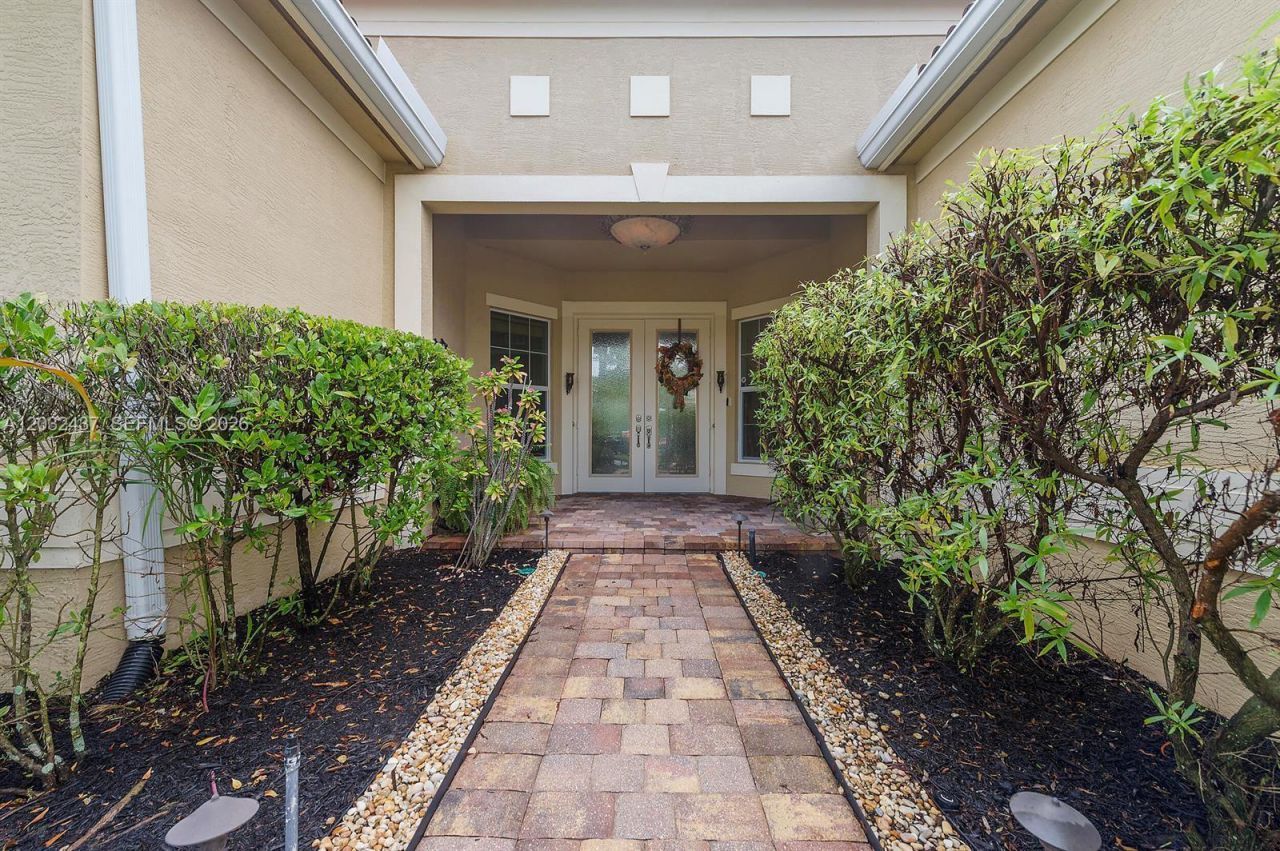 11931 SW Aventino Dr, Port Saint Lucie, FL 34987 Photo