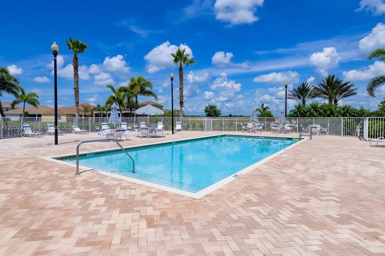 11931 SW Aventino Dr, Port Saint Lucie, FL 34987 Photo
