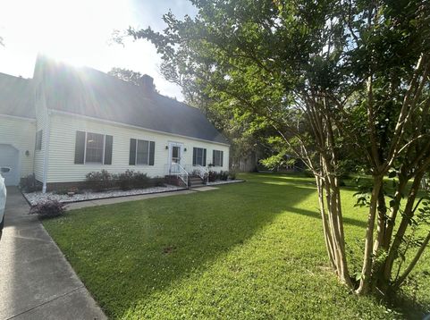 Main Photo
