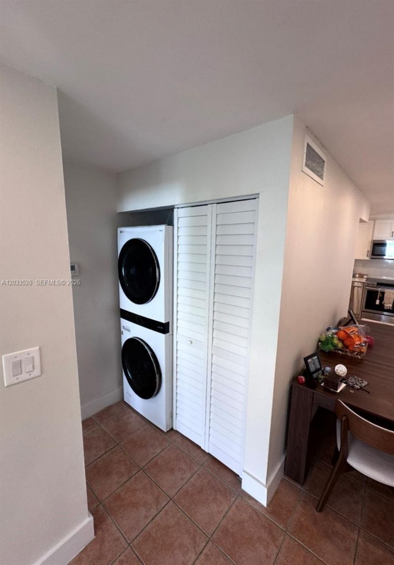 9227 SW 87th Ave , Unit B7, Miami, FL 33176 Photo