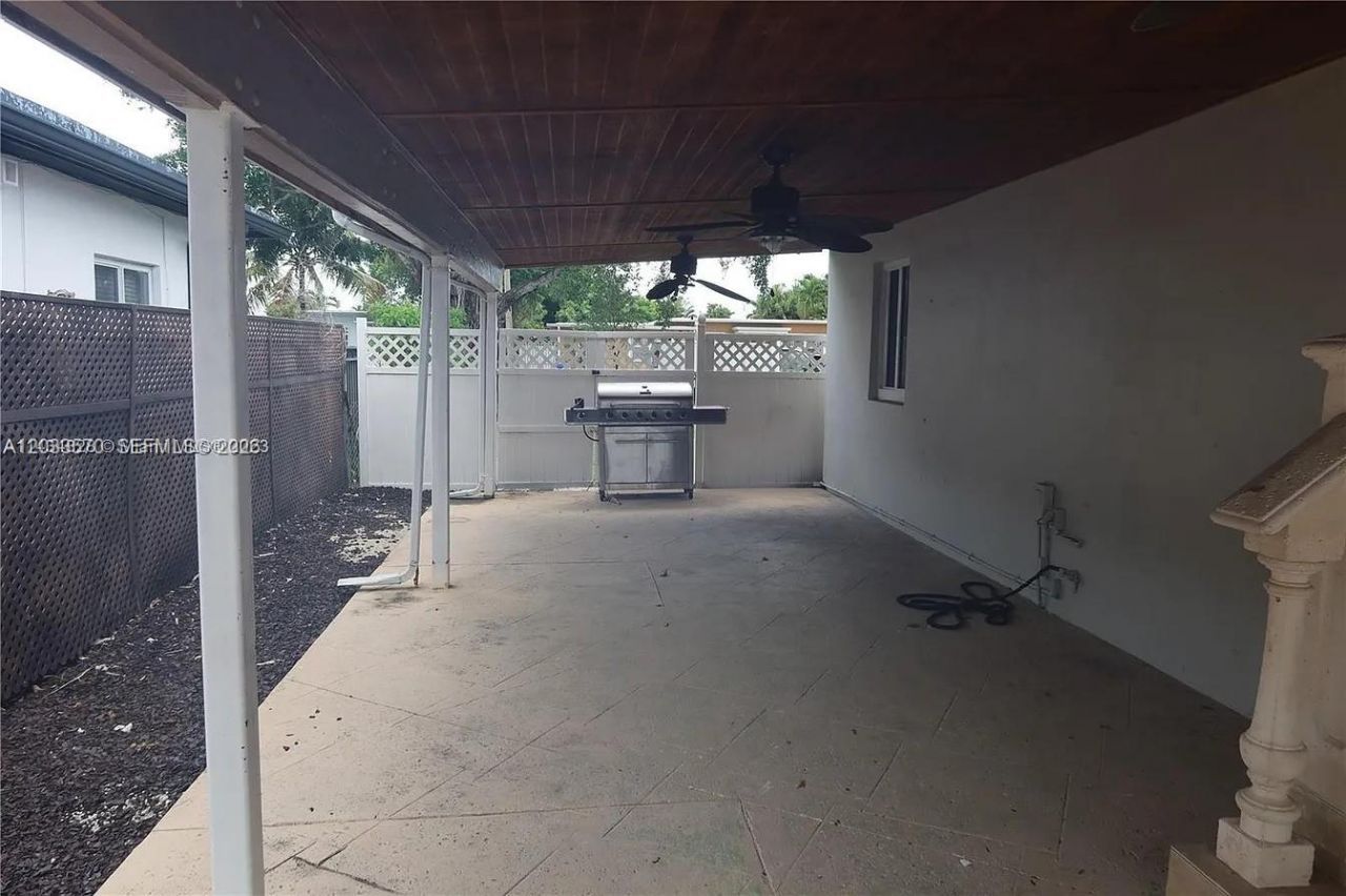 5401 SW 2nd St , Miami, FL 33134 Photo