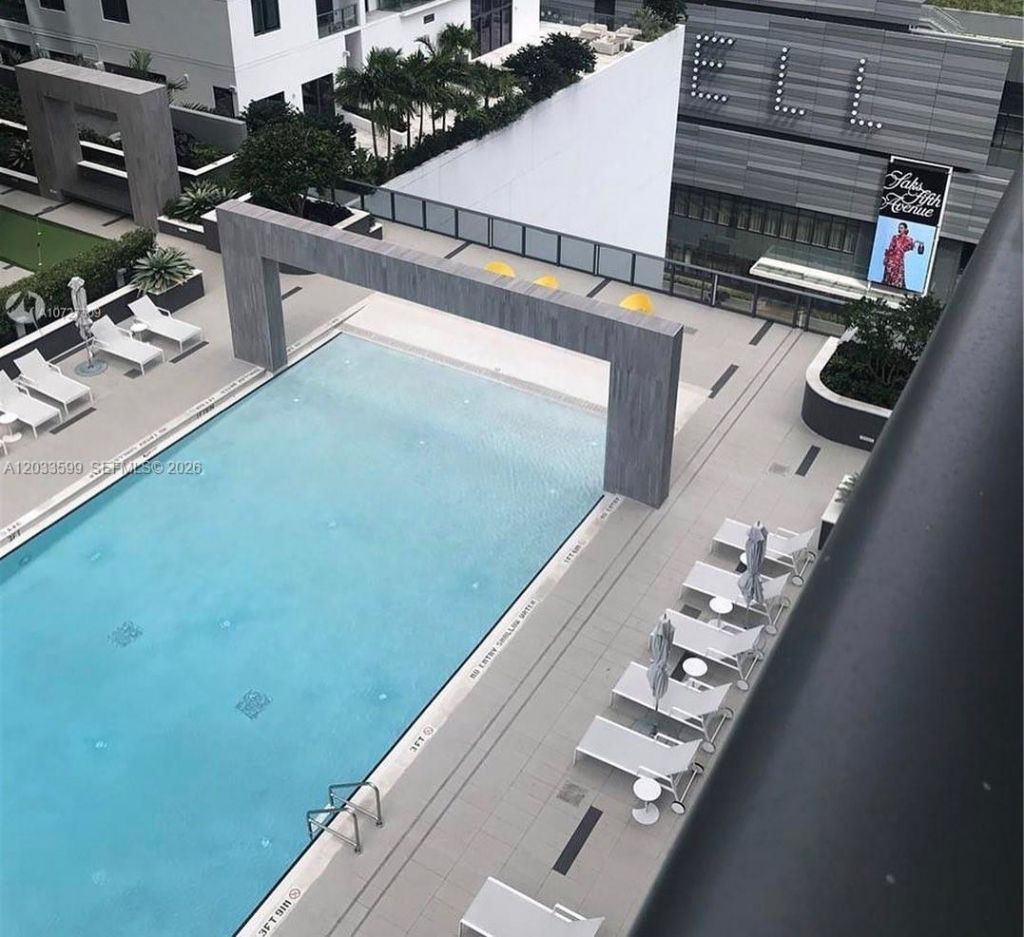 45 SW 9th St , Unit 1407, Miami, FL 33130 Photo