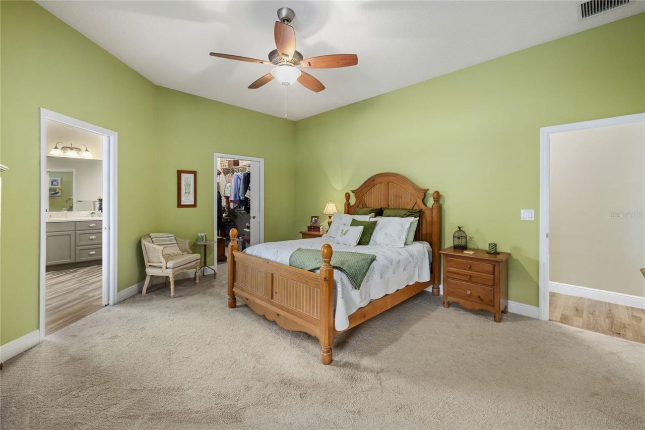 1097 Sugar Loaf Key Loop , Lady Lake, FL 32159 Photo