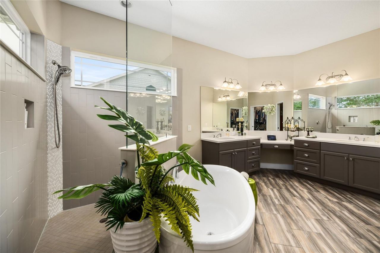 1097 Sugar Loaf Key Loop , Lady Lake, FL 32159 Photo