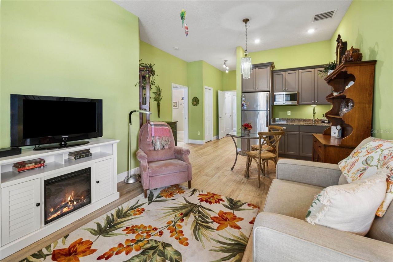 1097 Sugar Loaf Key Loop , Lady Lake, FL 32159 Photo