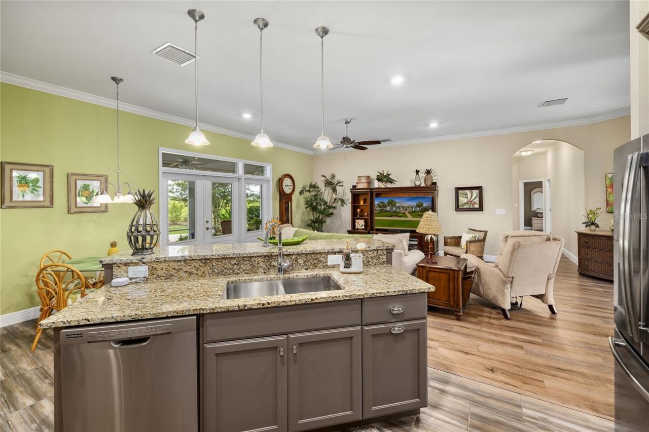 1097 Sugar Loaf Key Loop , Lady Lake, FL 32159 Photo