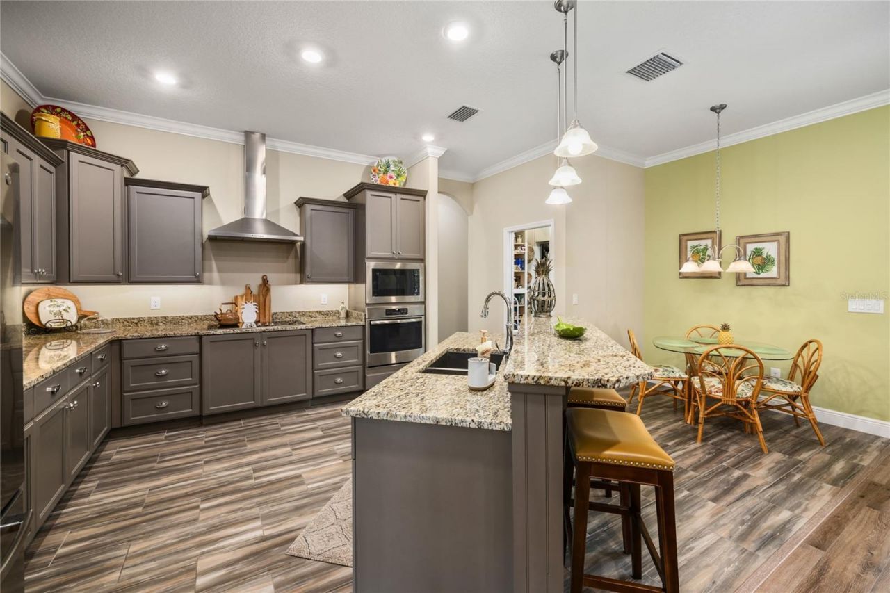 1097 Sugar Loaf Key Loop , Lady Lake, FL 32159 Photo