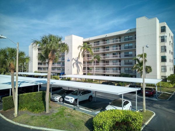 1324 PASADENA AVENUE S, Unit 201, SOUTH PASADENA, FL 33707